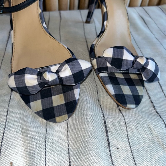 Michael Michael Kors Womens Pippa Leather Open Toe, Admiral/Optic - Picture 3 of 8